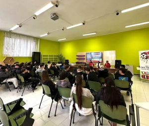 Dal Banco al Campo - Il calcio femminile va a scuola 3